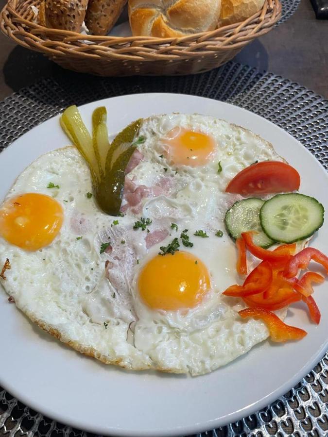 Penzion Ema B&B Prostejov Bagian luar foto